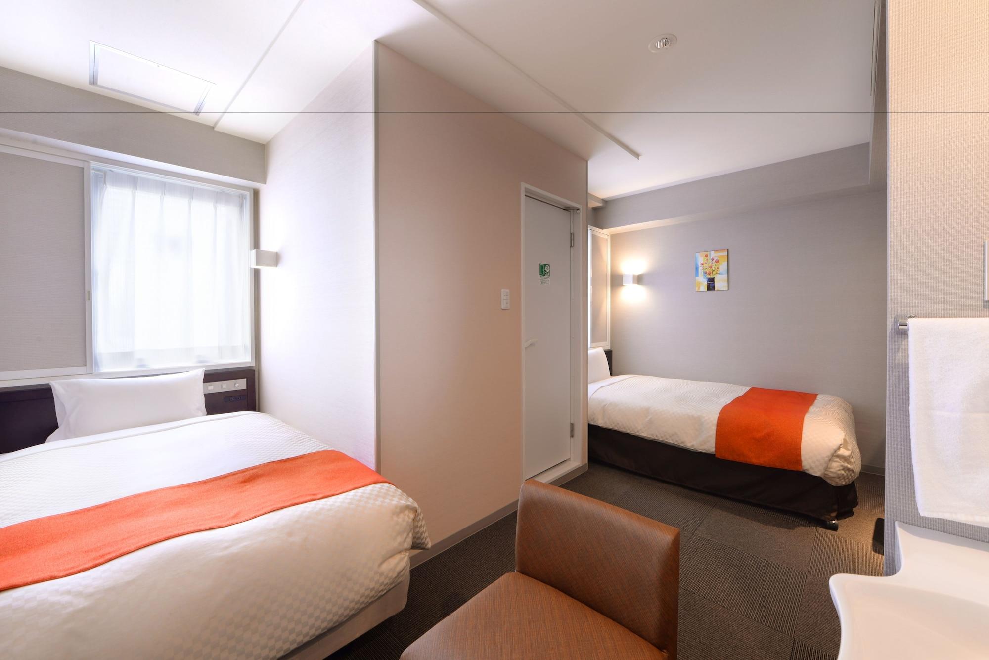 Vessel Inn Hiroshima Station Ngoại thất bức ảnh