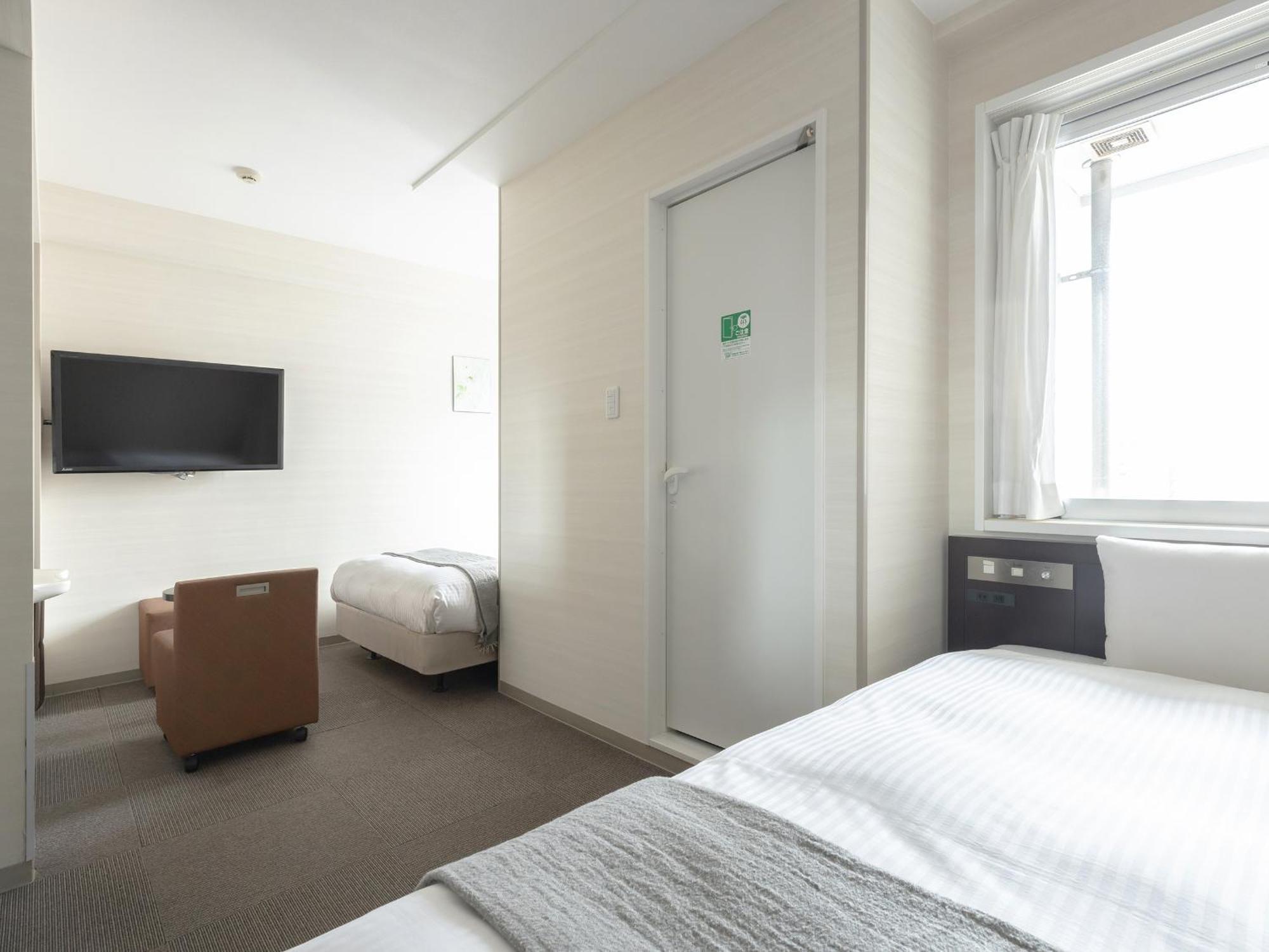 Vessel Inn Hiroshima Station Ngoại thất bức ảnh