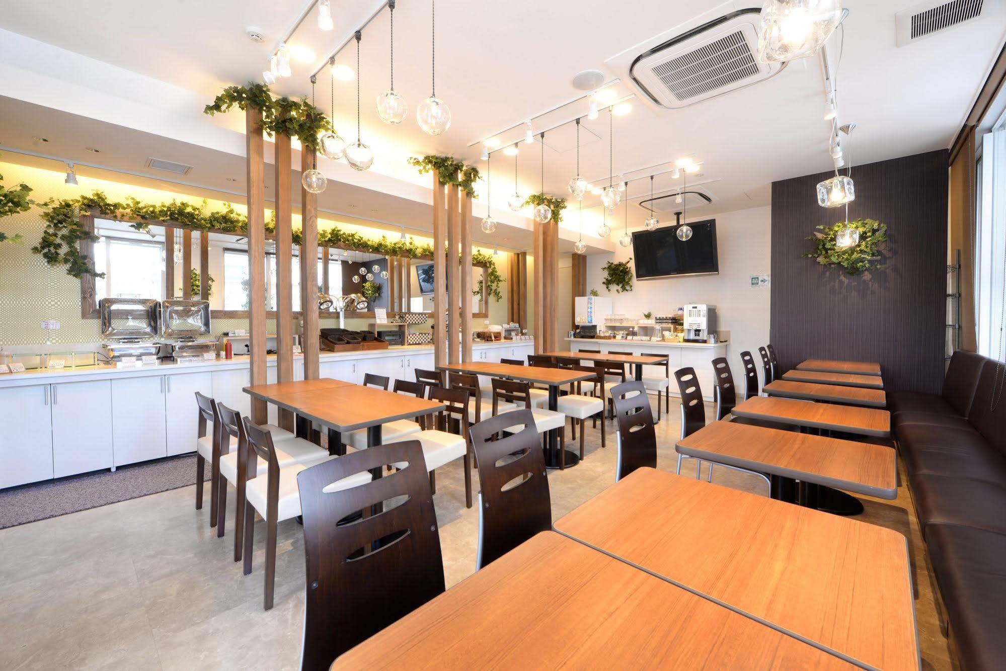 Vessel Inn Hiroshima Station Ngoại thất bức ảnh